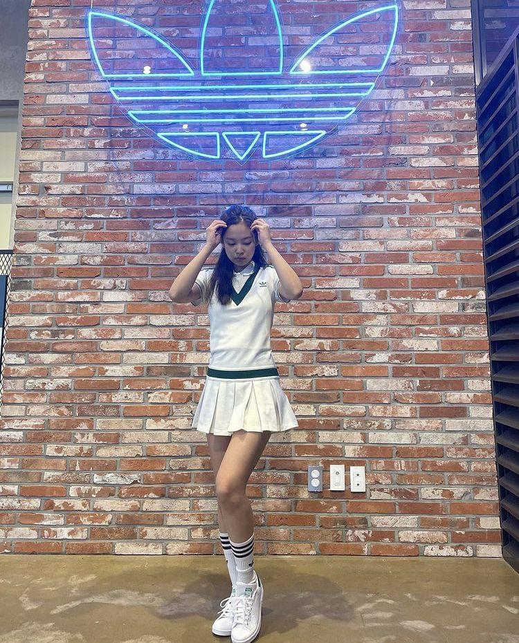 BLACKPINK JENNIE1