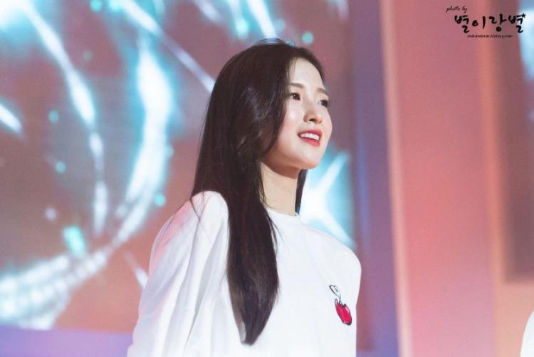 오마이걸 아린0