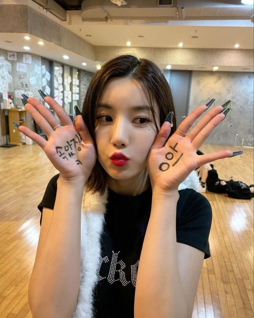 권은비2