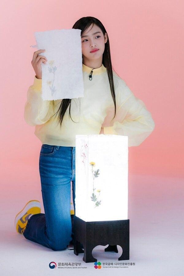 NEW JEANS  MINJI1