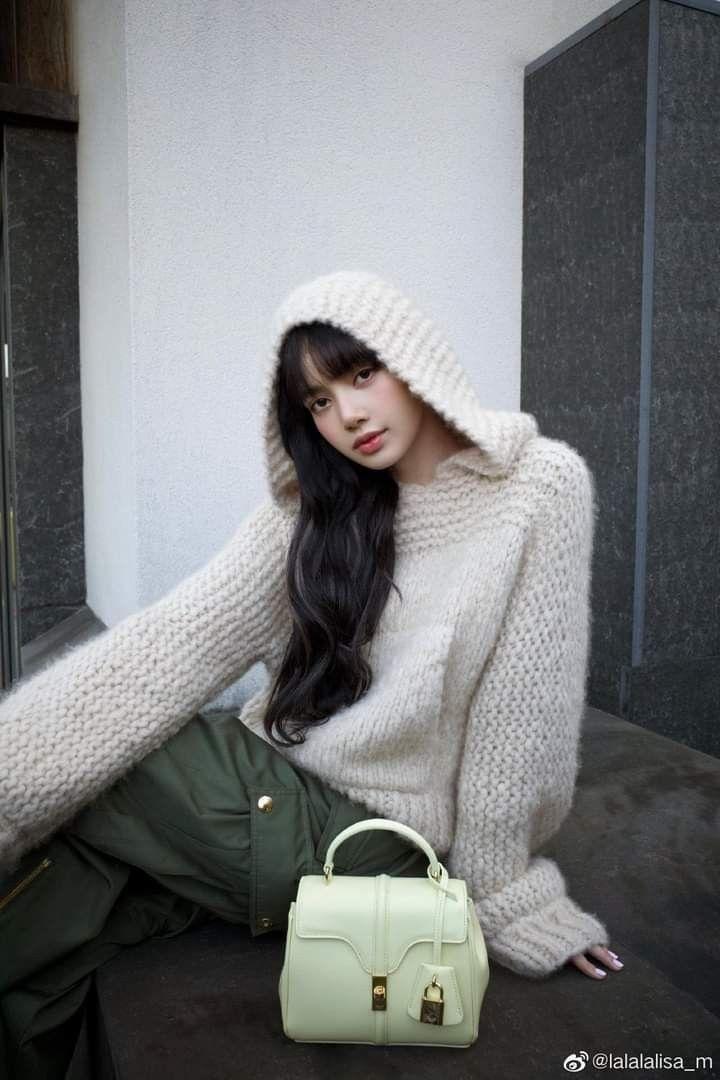 BLACKPINK LISA1