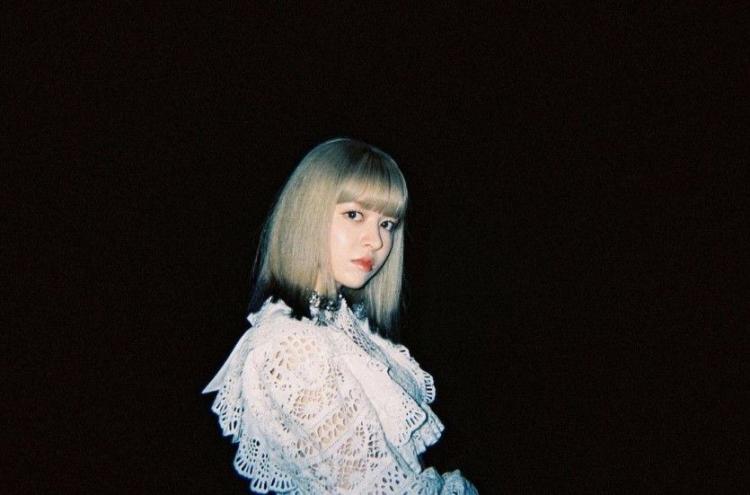 NMIXX lily3
