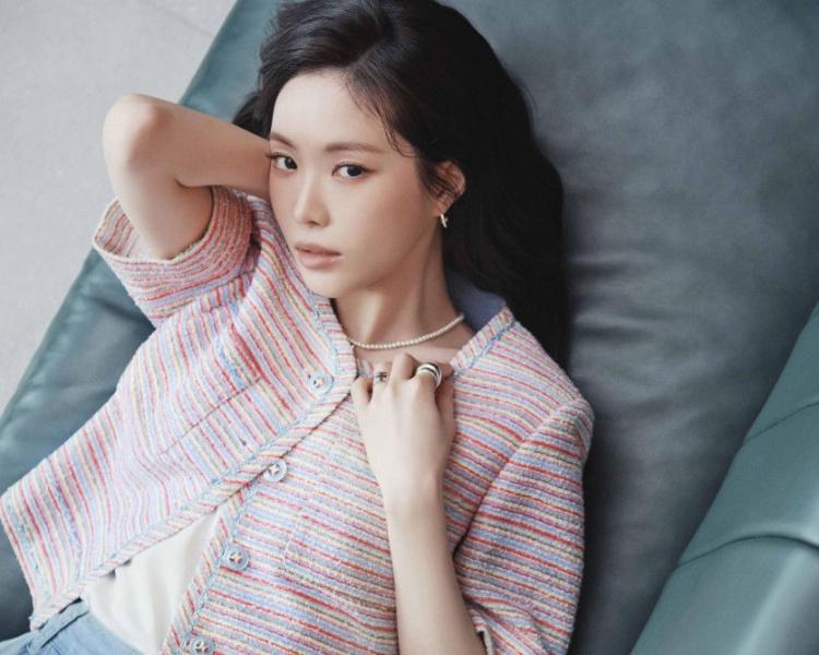 손나은0