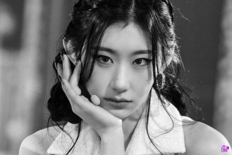 ITZY Chaeryeong3