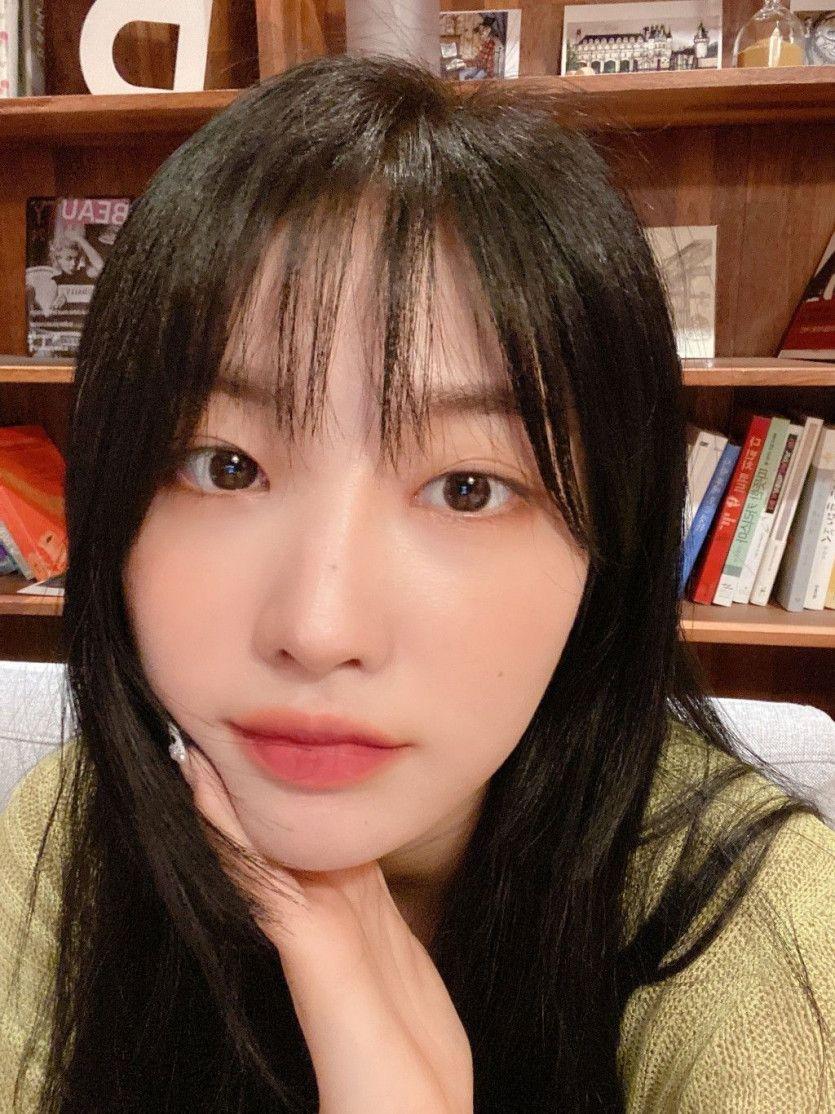 EVERGLOW 김시현2