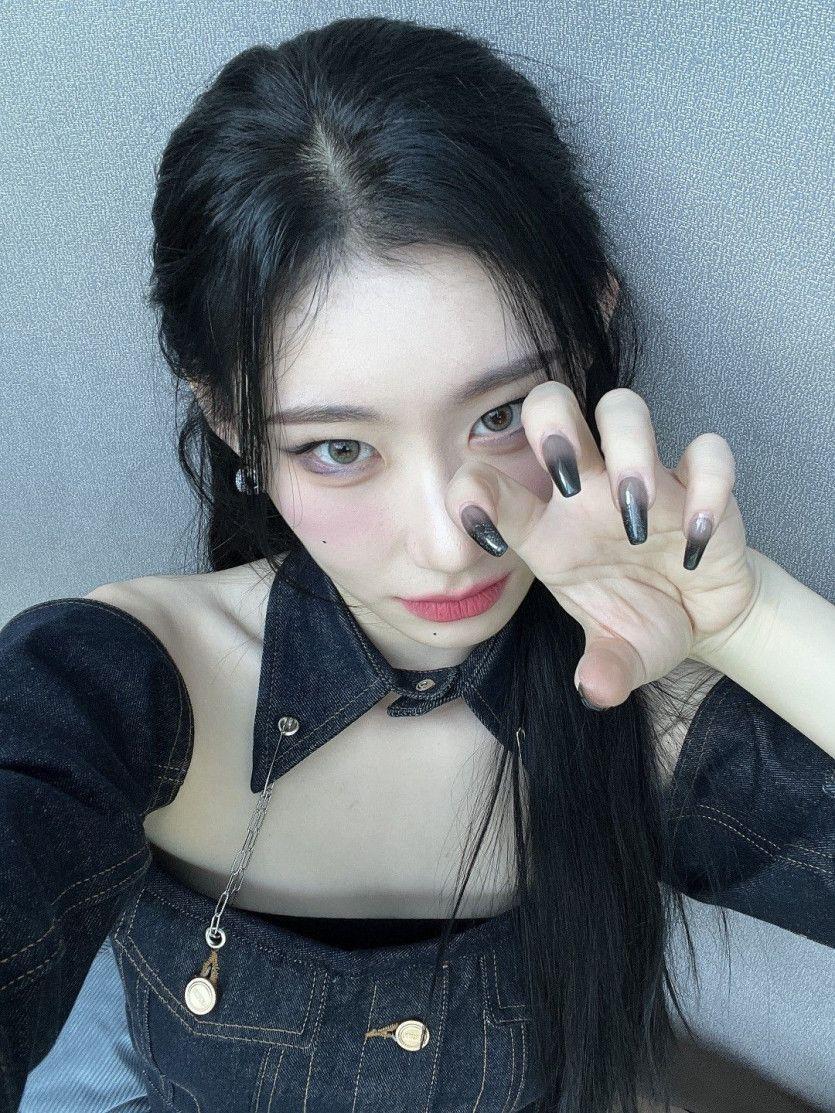 ITZY Chaeryeong2