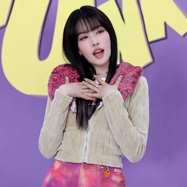STAYC Yoon2