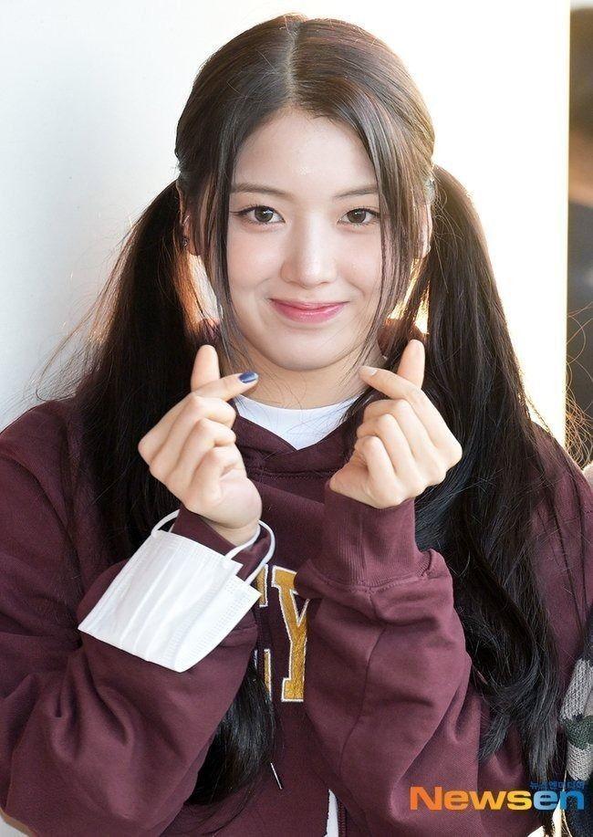 NMIXX jiwoo0