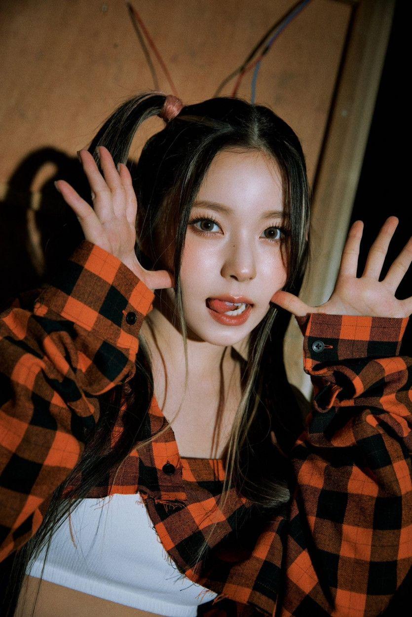 NMIXX kyujin1