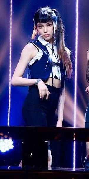 NEW JEANS  HYEIN2