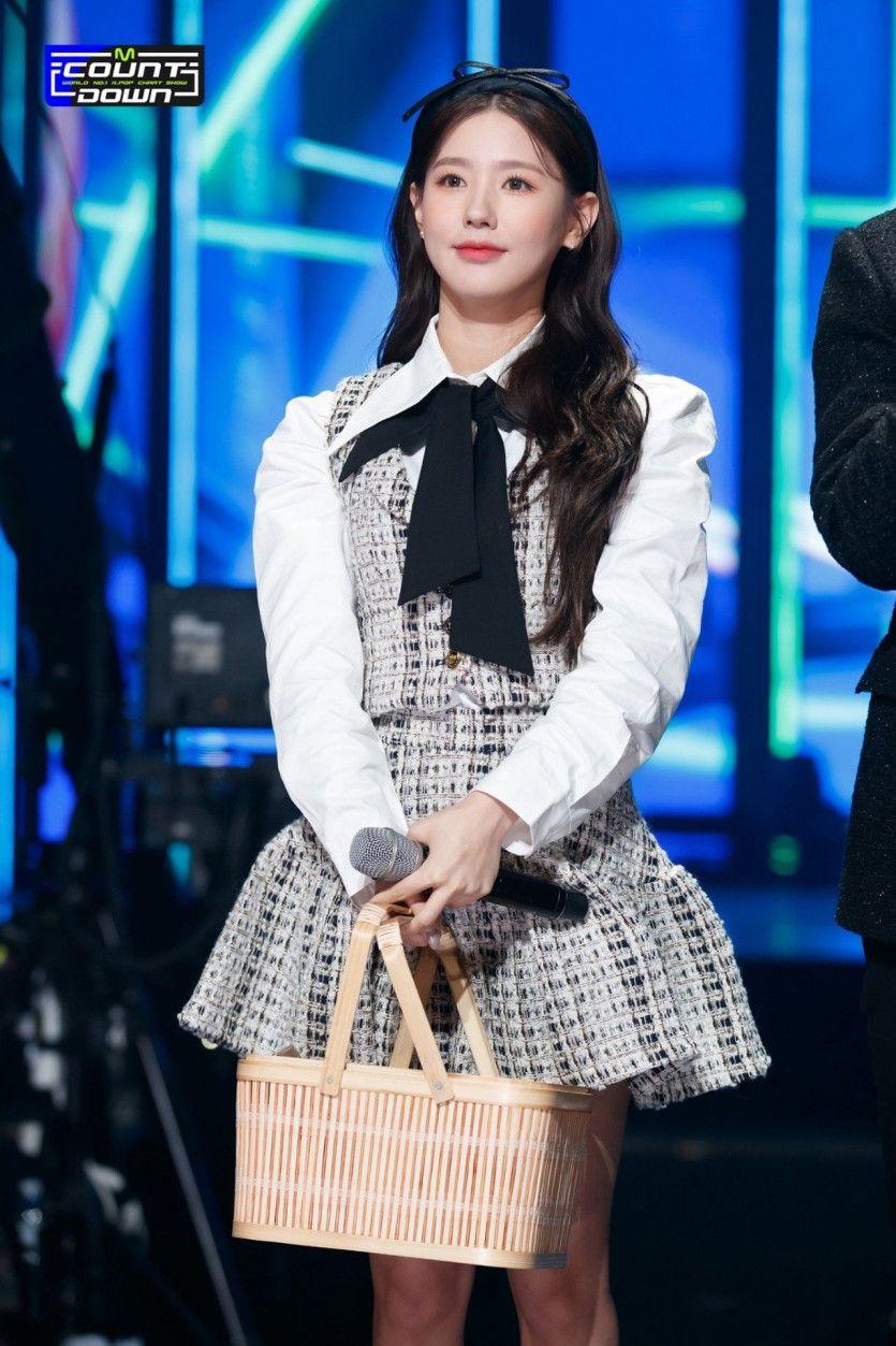 G-IDLE MiYeon1