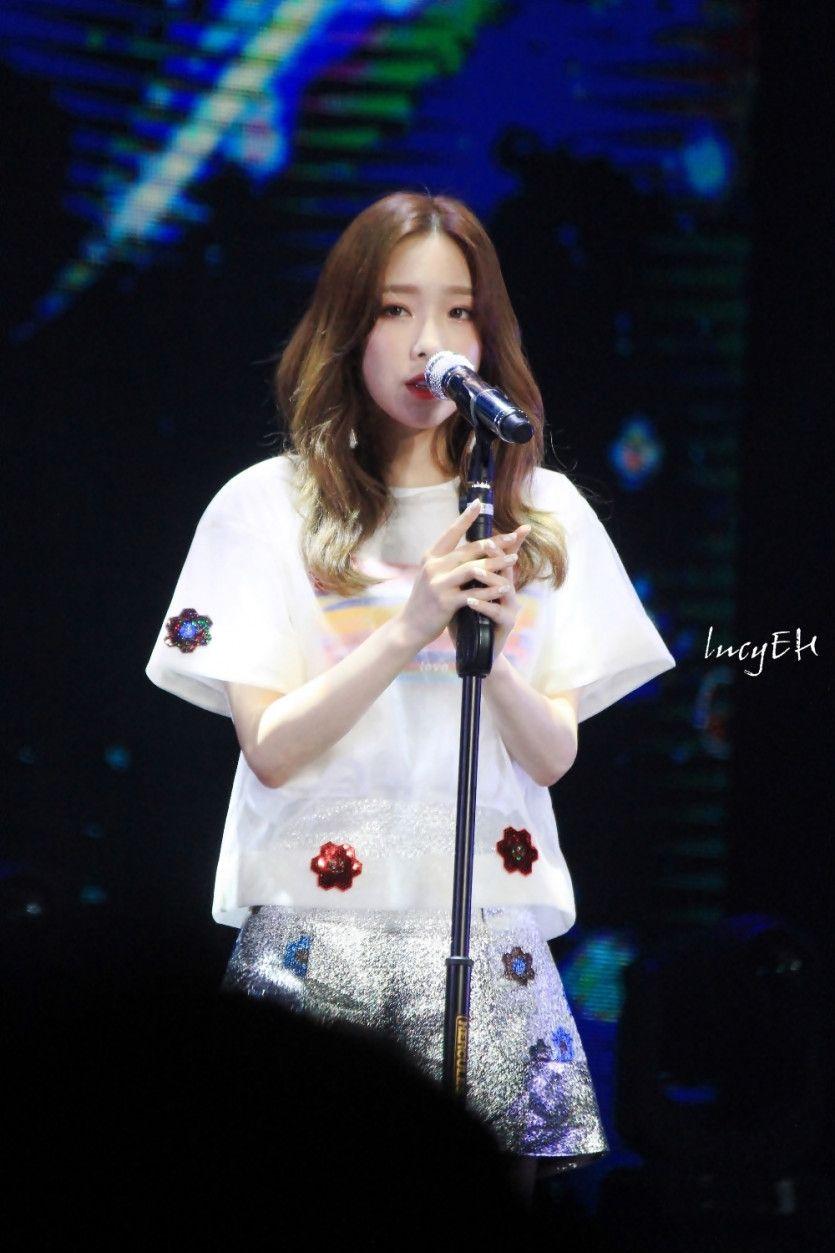180422 BOB Concert in Taipei 태연1