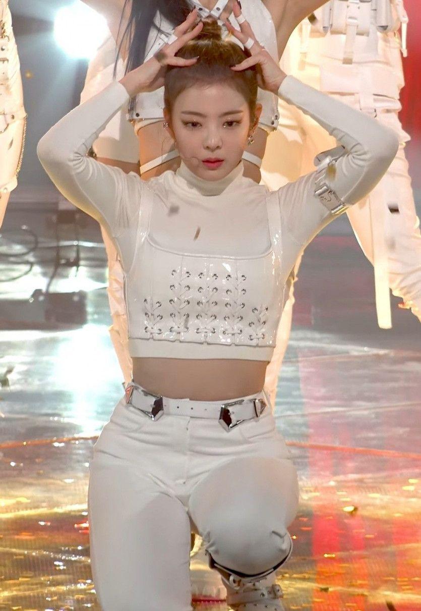 ITZY 리아0