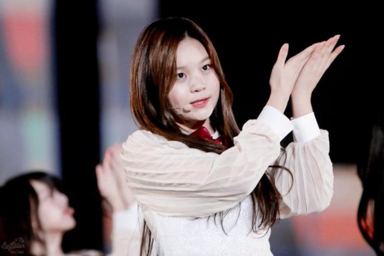 여자친구 엄지0