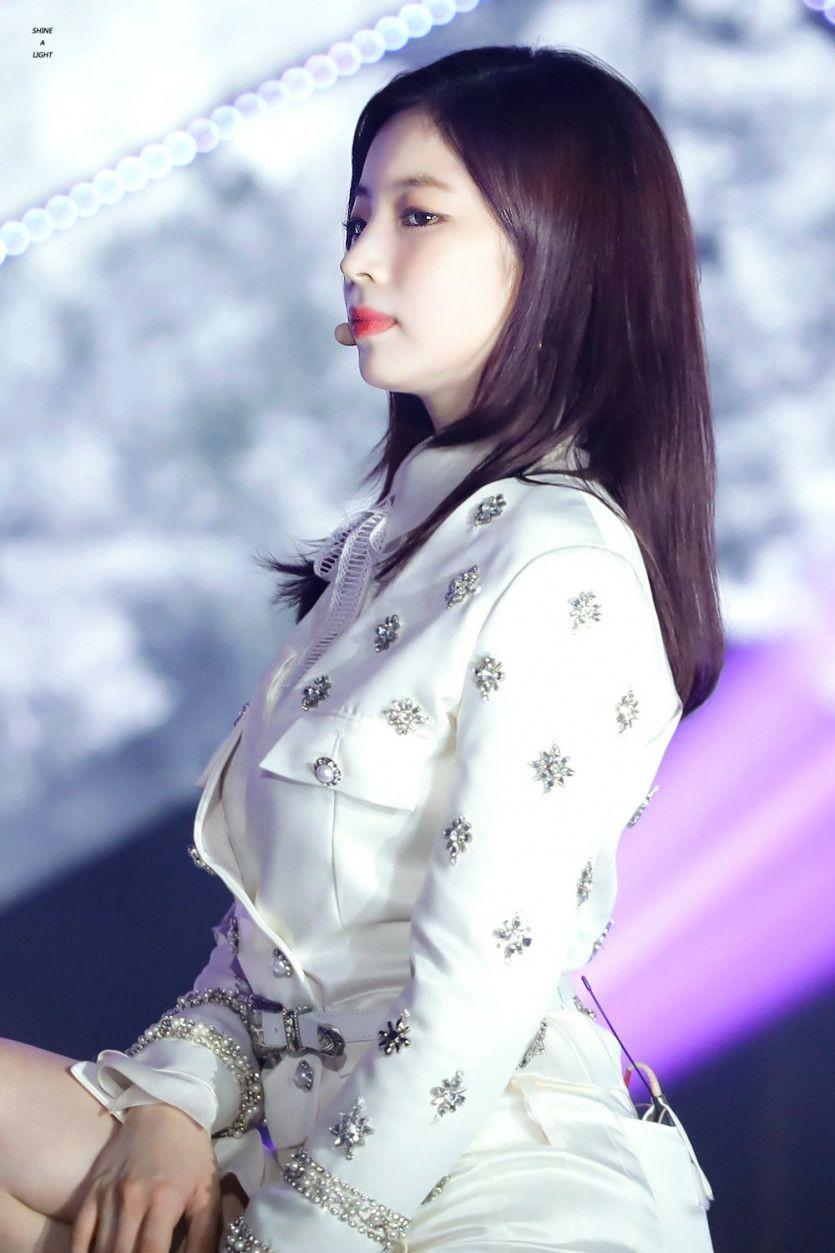 트와이스 다현 (+여자친구 신비)6