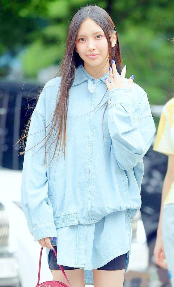 NEW JEANS  HYEIN2