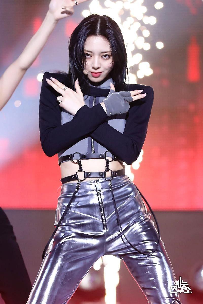 ITZY 유나4