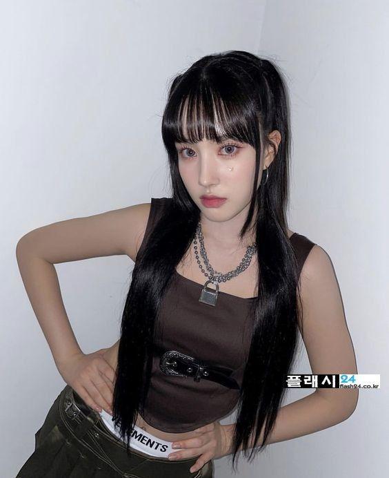 스테이씨 윤1