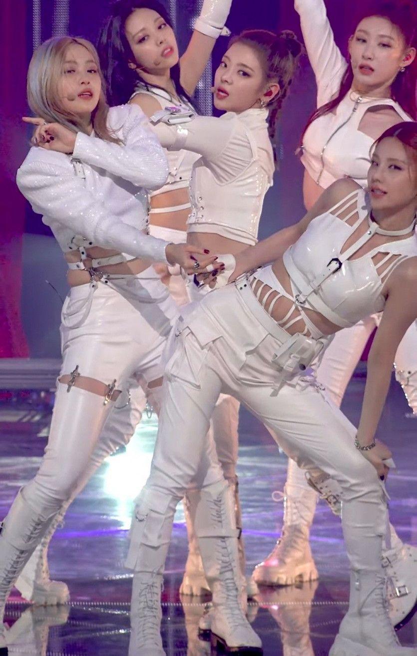 ITZY 리아1