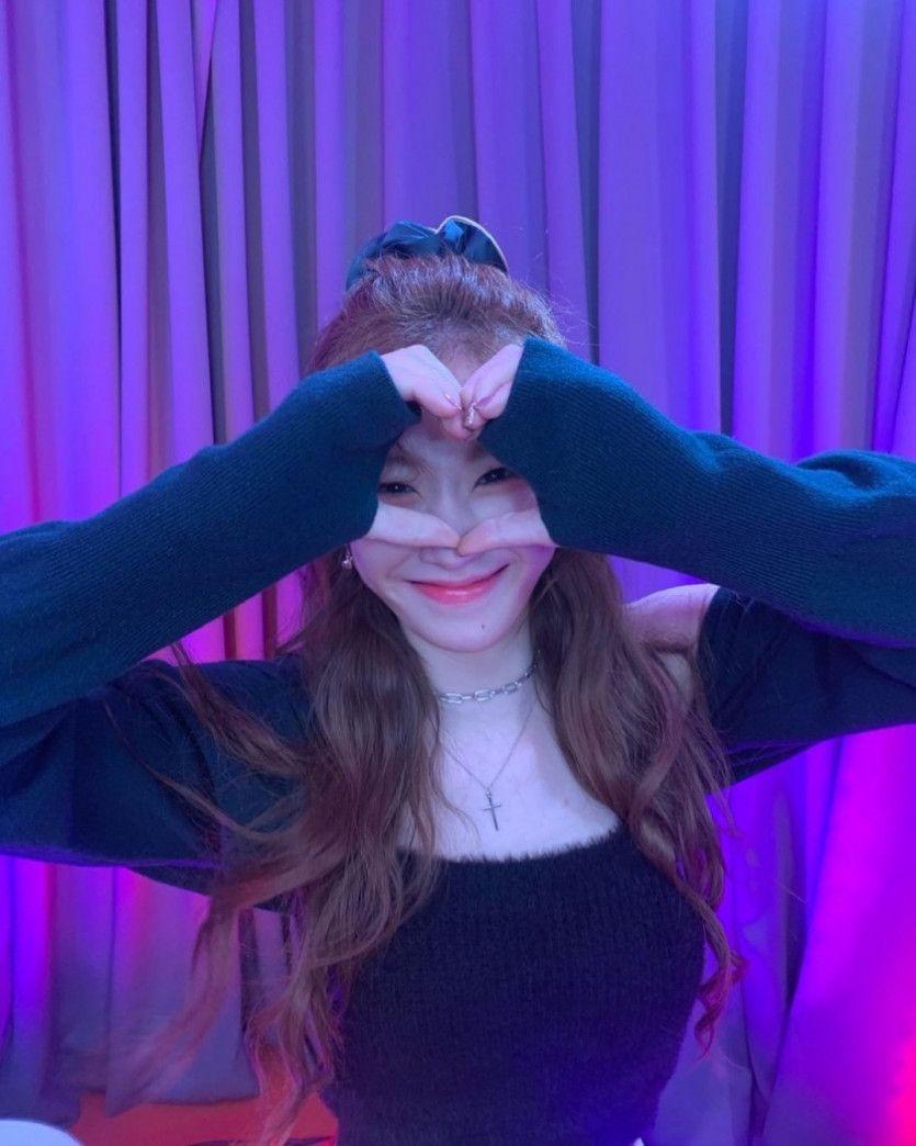 채령 인스타0