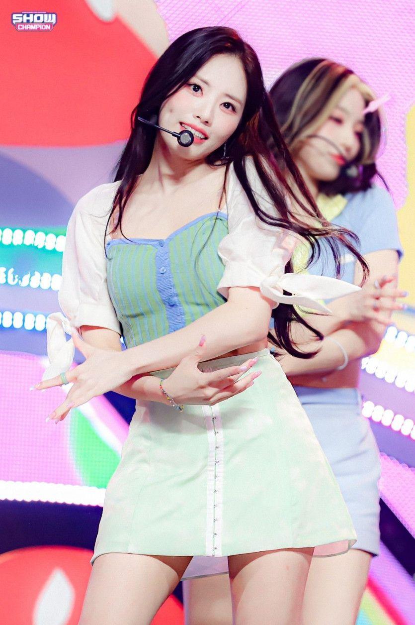 FROMIS9 Park Ji Won2