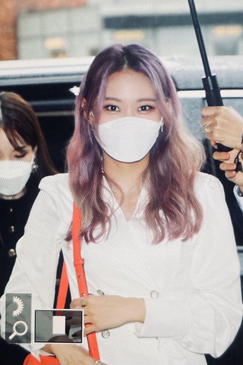 WEEEKLY Kim Ji Min0