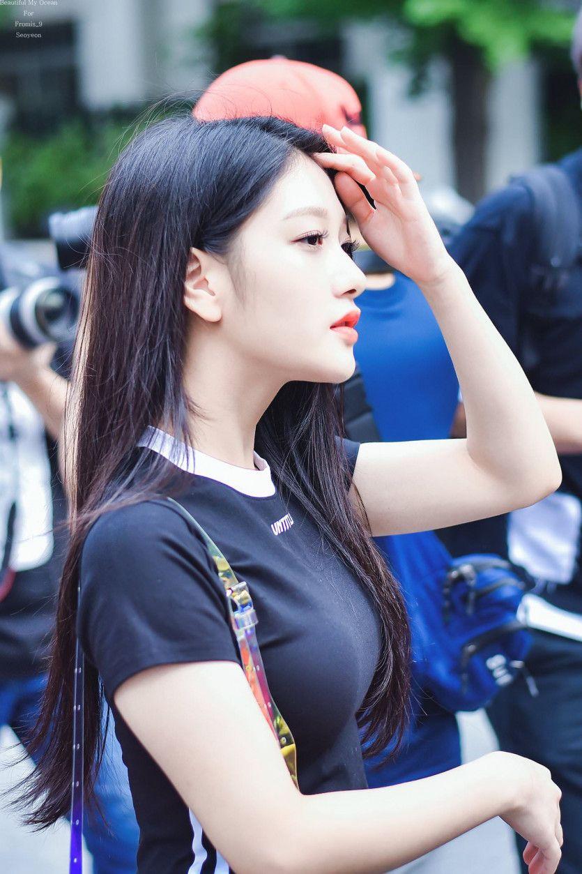 FROMIS9 Lee Seo Yeon1