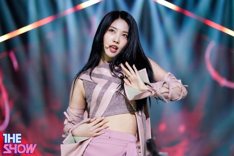 EVERGLOW 김시현2