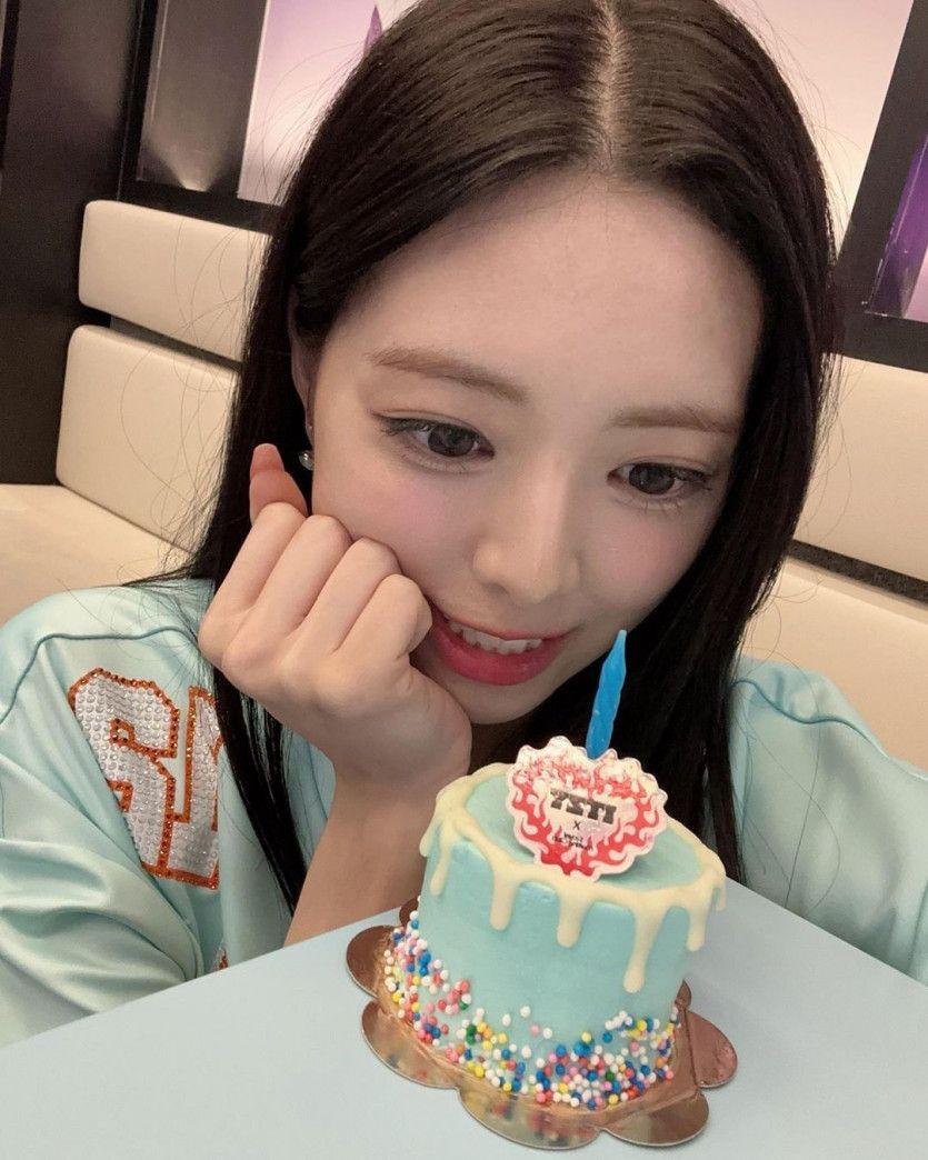 ITZY 유나1