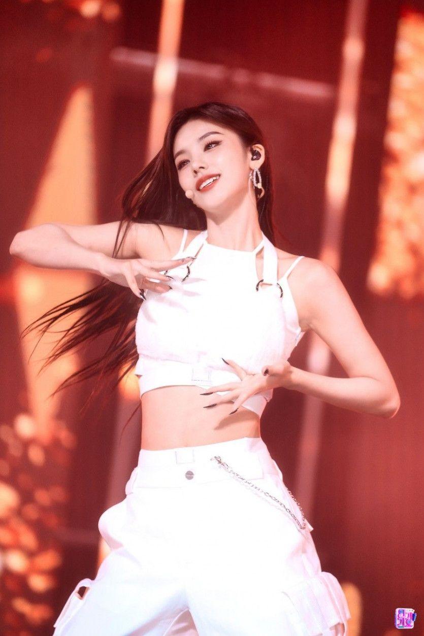 ITZY Yeji2