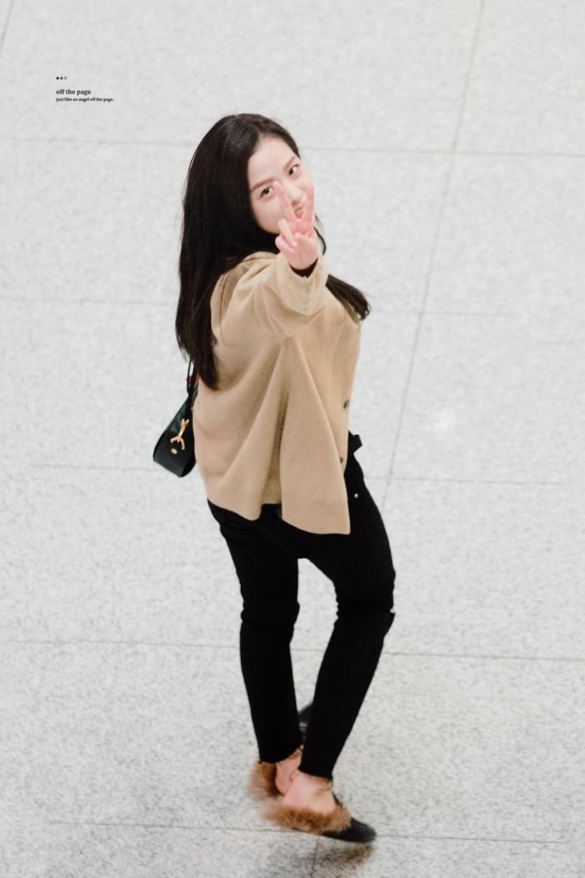 공항출국하는 블랙핑크 지수0