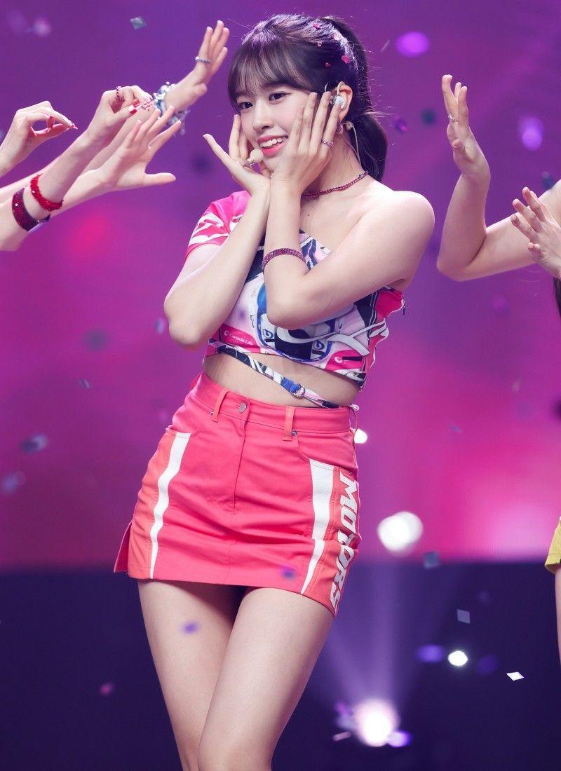 IVE yujin3