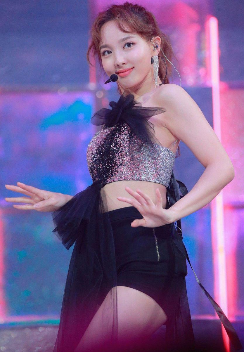 TWICE Nayeon1