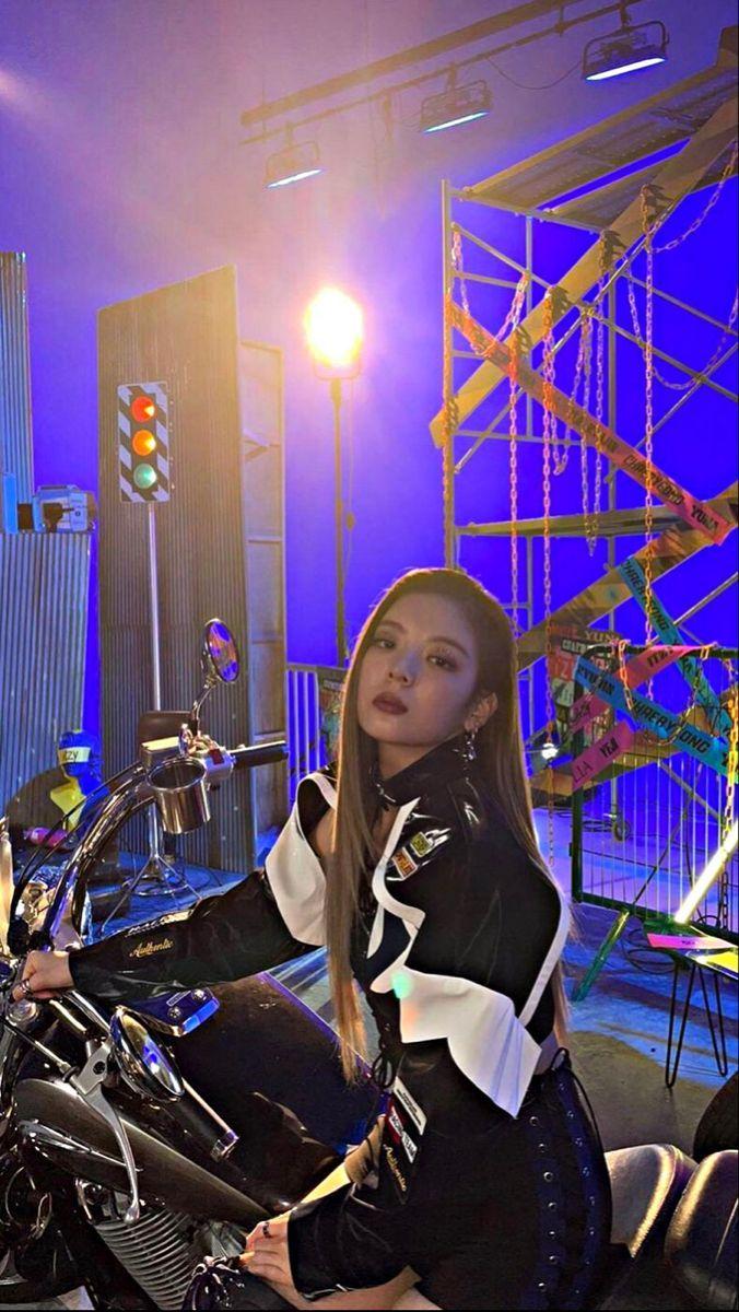 ITZY 리아0