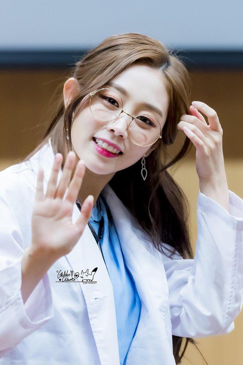 러블리즈 "치료좀 해주세요~" 서지수3