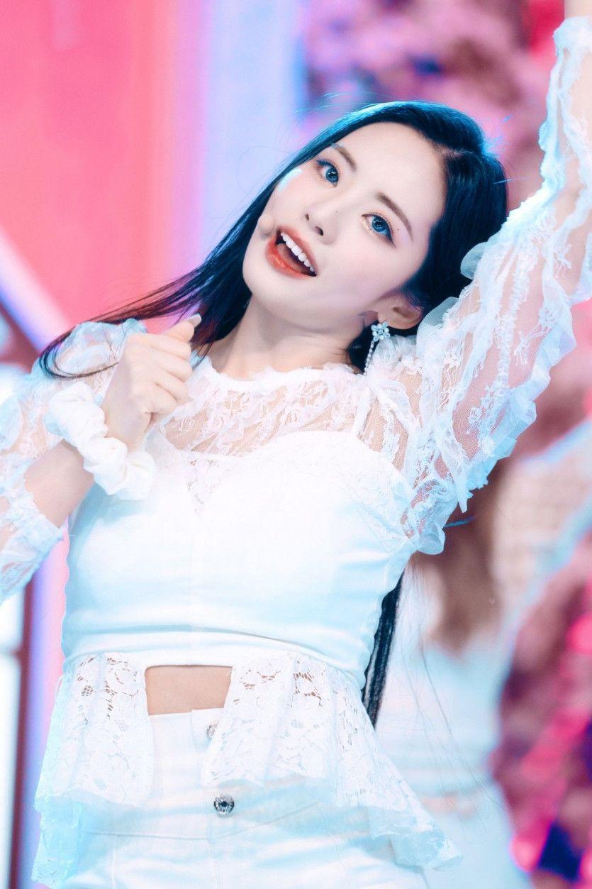 FROMIS9 Park Ji Won3
