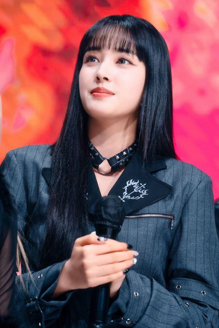 STAYC Yoon1