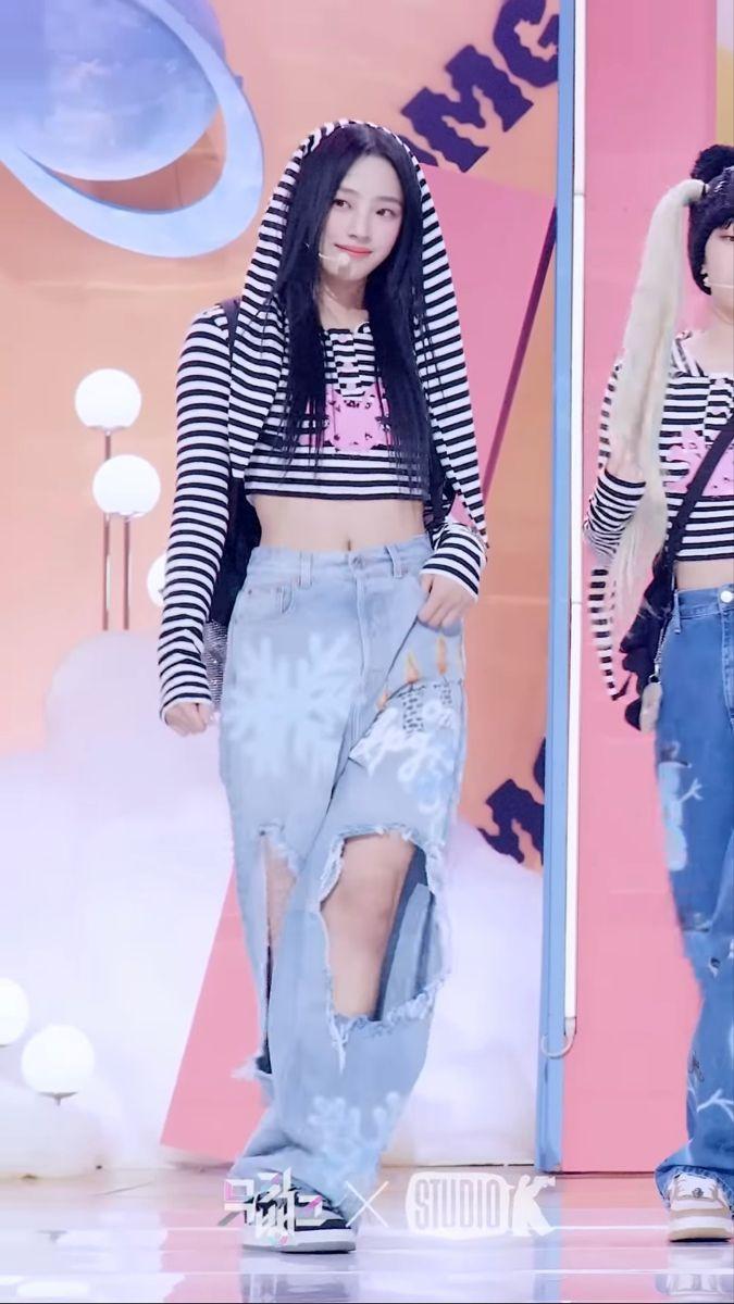 NEW JEANS  MINJI1