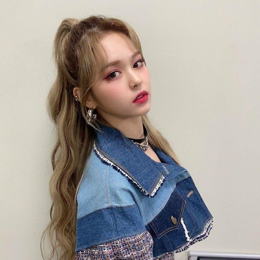 EVERGLOW 박지원0