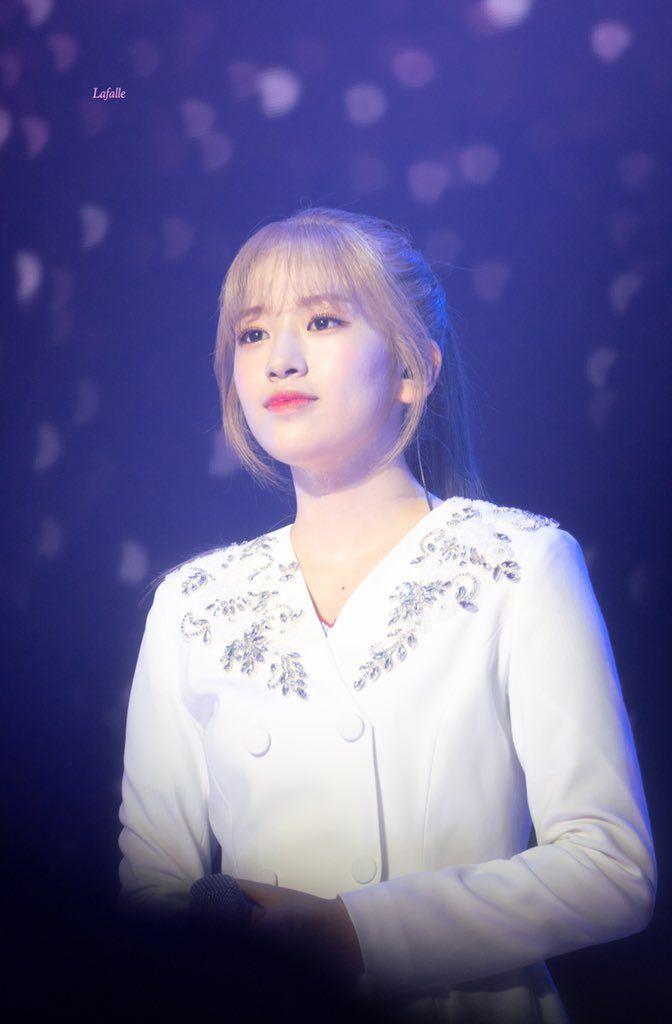 아이즈원 안유진 김민주 강혜원, 콘서트 외 (34 p)7