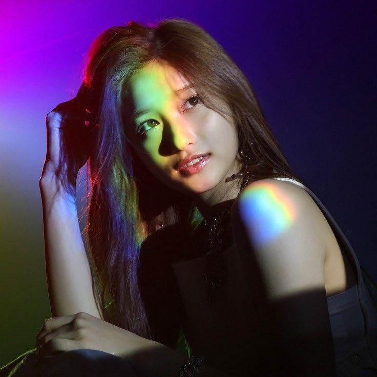 IVE LEESEO3