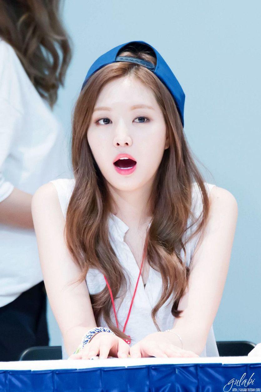 손나은4