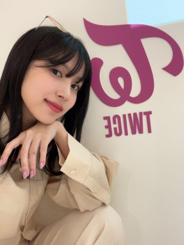 TWICE Mina0