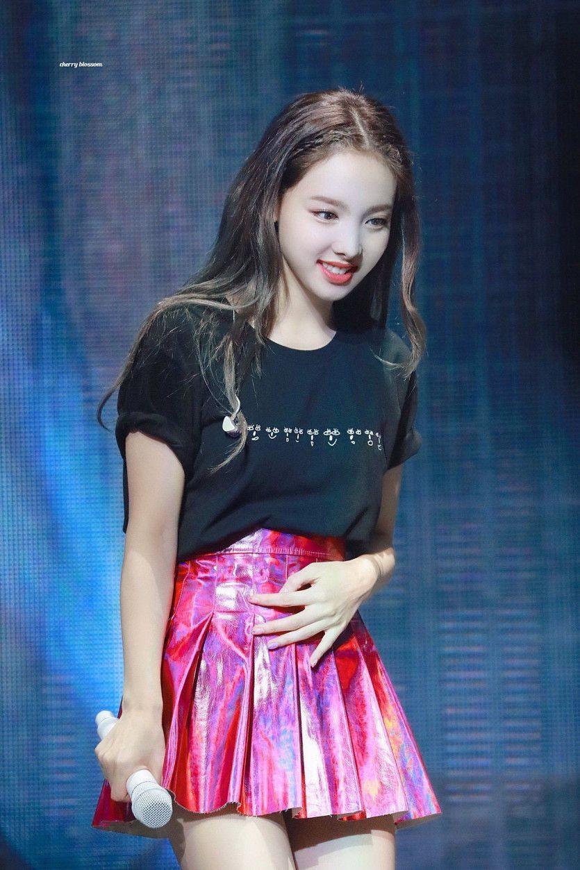 TWICE Nayeon1