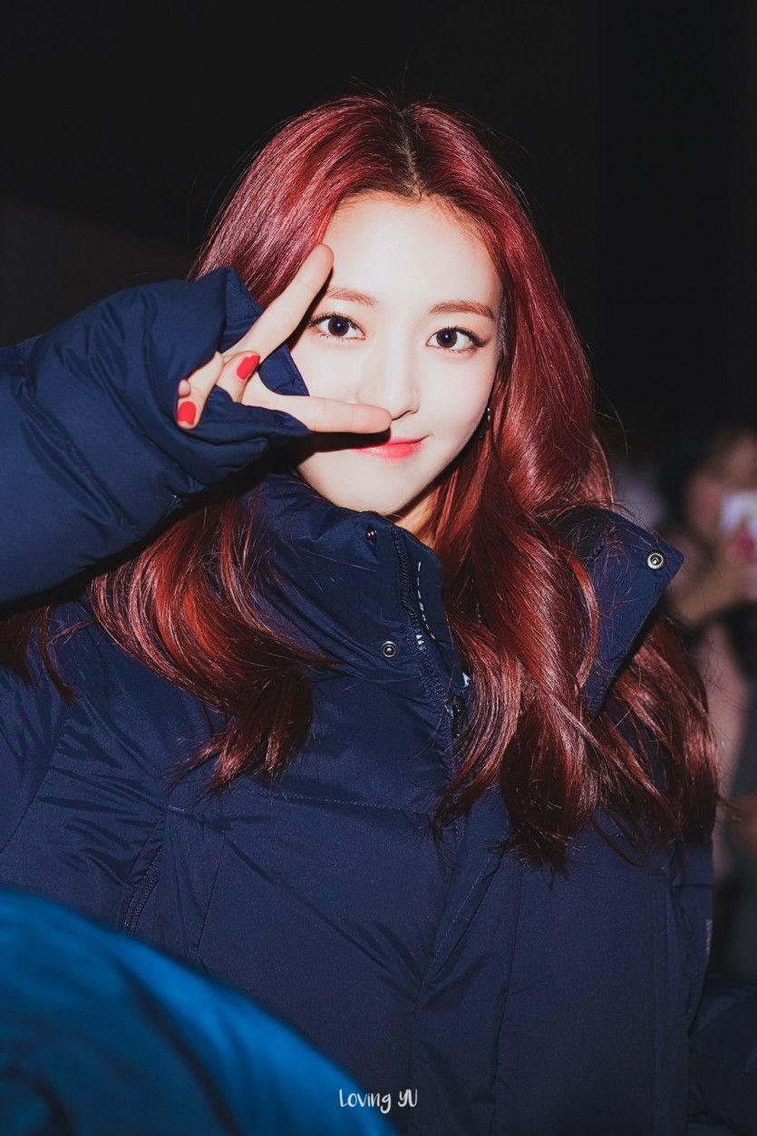 ITZY 있지 유나0