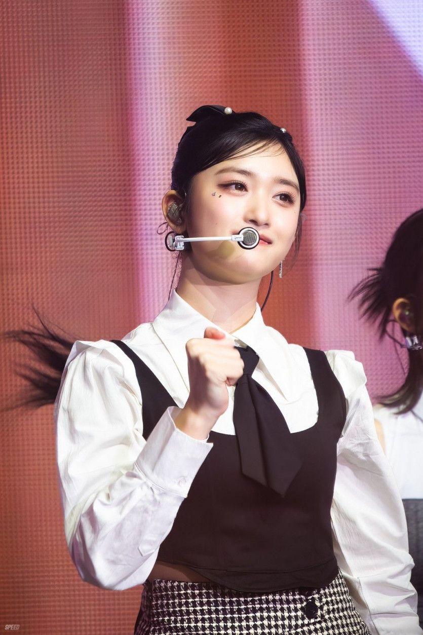IVE LeeSeo1