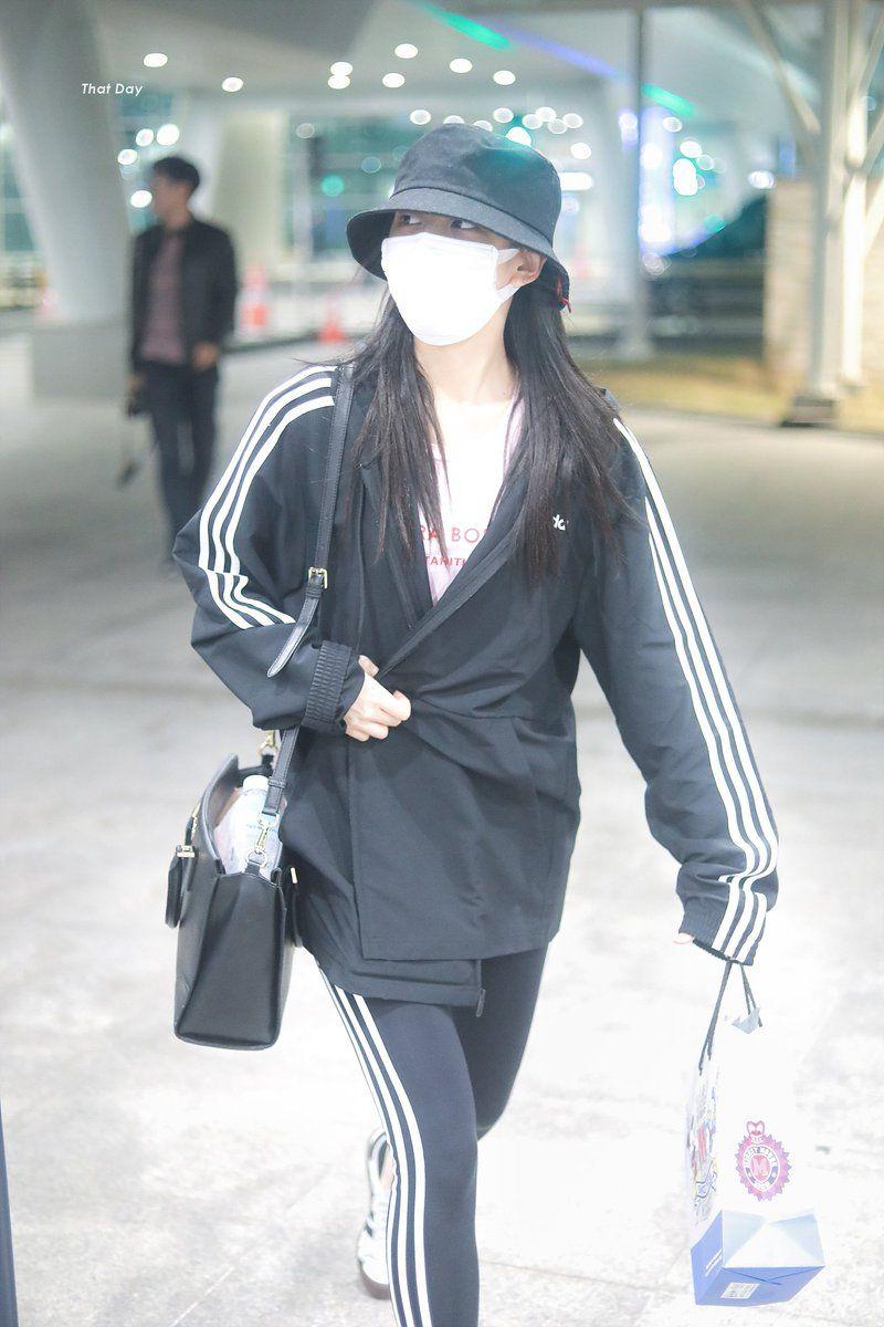 러블리즈 마스크 낀 지수,명은,예인3