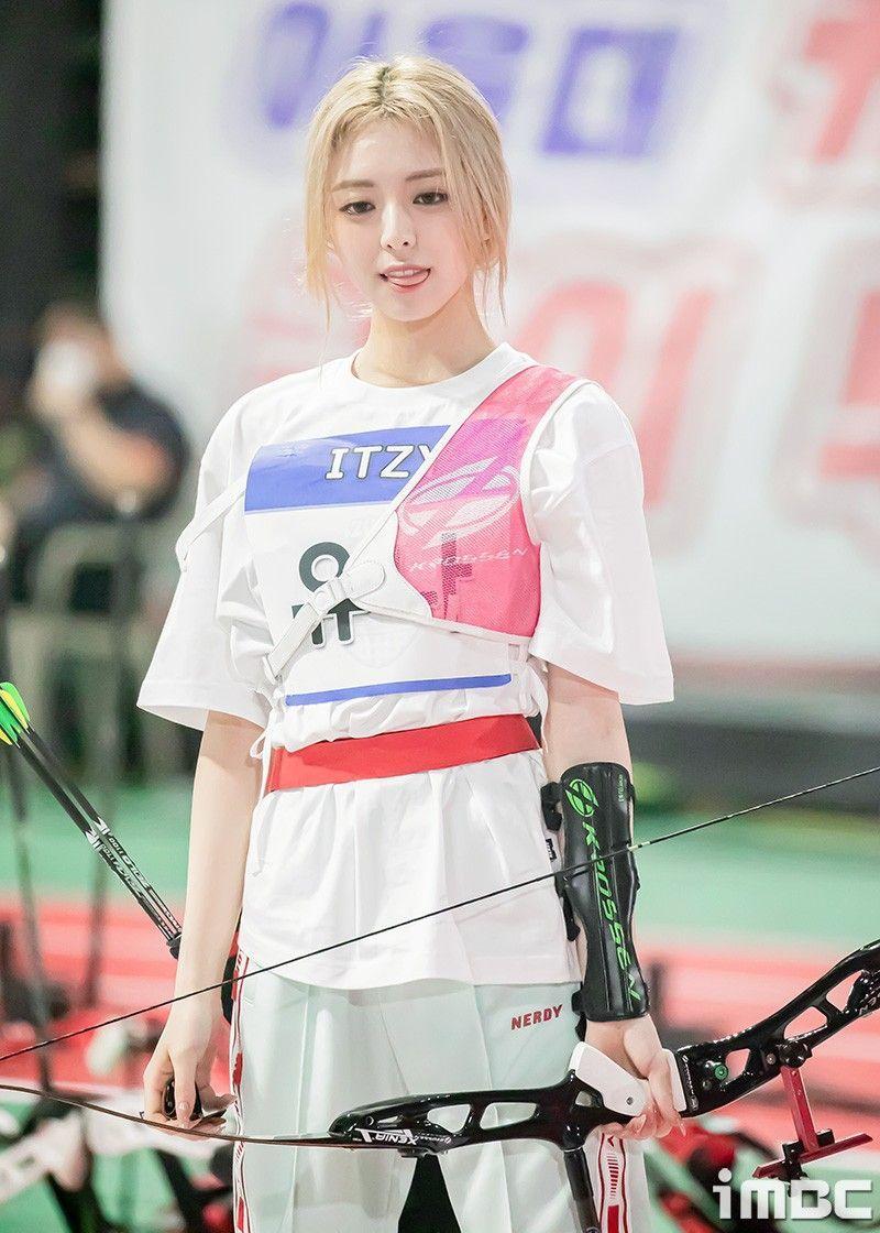 ITZY Yuna3