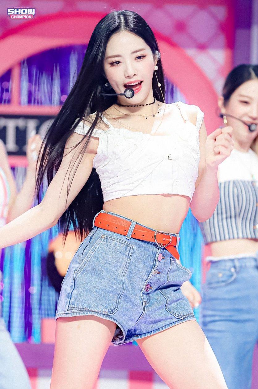 FROMIS9 Park Ji Won3