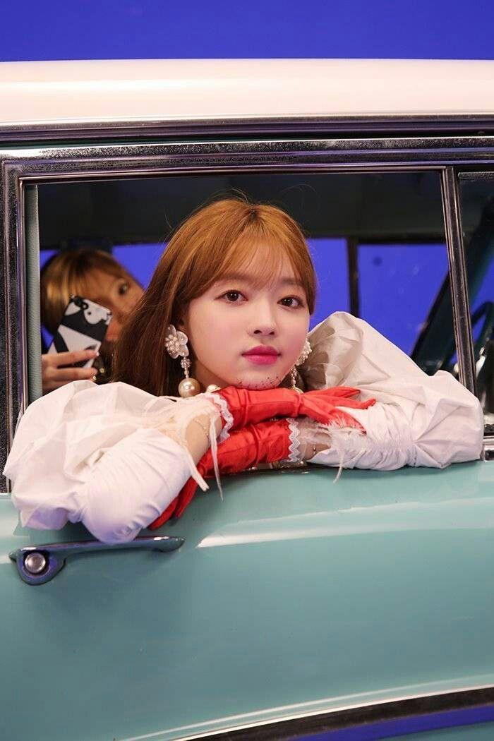 오마이걸 유시아1